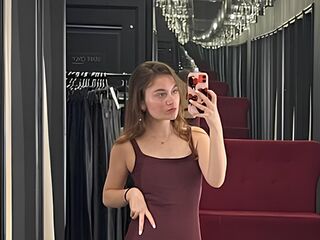 free live sexcam OdelynBreed