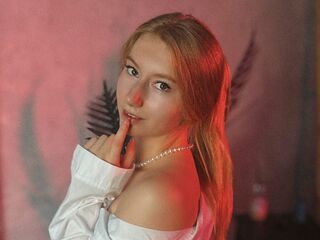 camgirl masturbating with vibrator RebekcaMayson