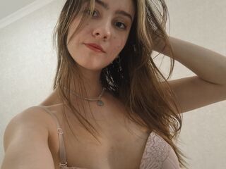 camwhore masturbating with sextoy SeleneEverhart