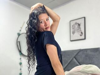 cam girl livecam SereneBaqu