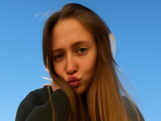 hot strip tease web cam ShirleyRoss
