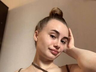 camgirl playing with sextoy SofiyaWite