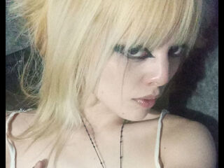 cam girl masturbating with dildo SusaneSanchez