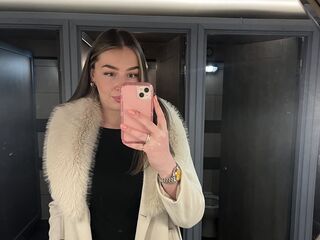 webcamgirl video chat SweetChloex