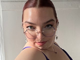 curvycate127